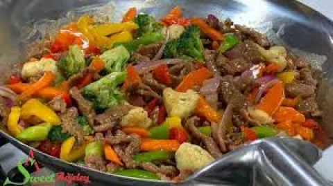 beef vegetable sauce