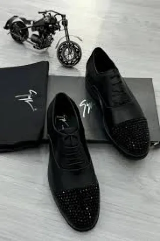 chaussures hommes en cuire